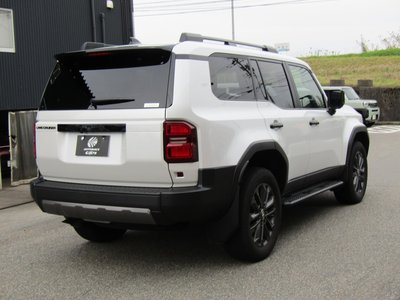 TOYOTA LAND CRUISER 250 - 9