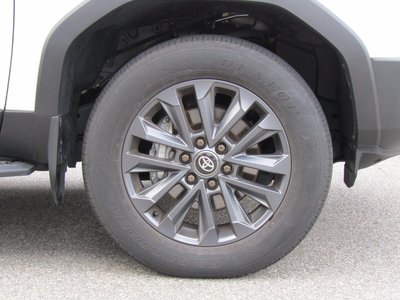 TOYOTA LAND CRUISER 250 - 10