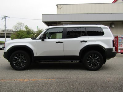 TOYOTA LAND CRUISER 250 - 6