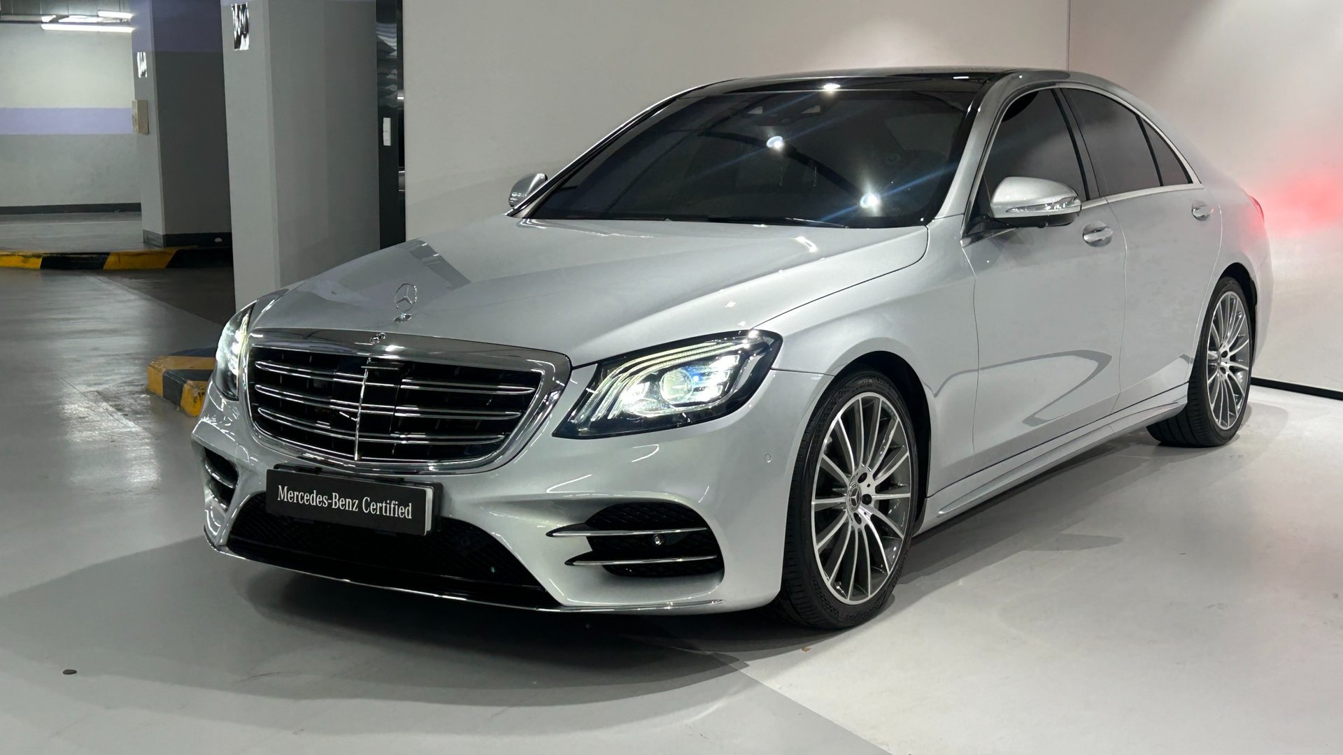 MERCEDES-BENZ S-CLASS - View 1