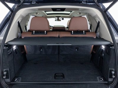 صورة 9 لـ 2021 BMW X7