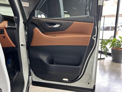 صورة مصغرة 38 لـ 2024 Toyota VELLFIRE