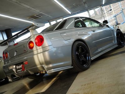 NISSAN SKYLINE GT-R - 6