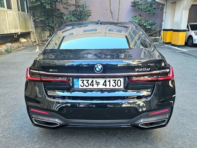 BMW 7 SERIES - 8