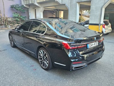 BMW 7 SERIES - 4