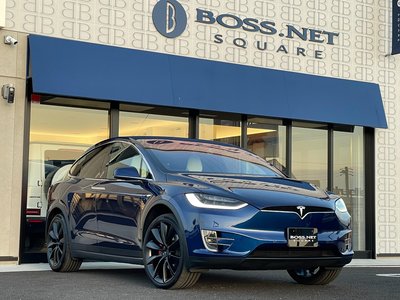 TESLA MODEL X - 1