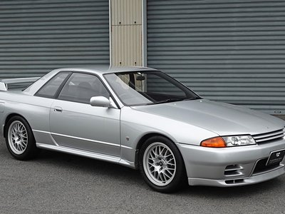 NISSAN SKYLINE GT-R - 10