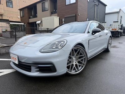 PORSCHE PANAMERA - 1