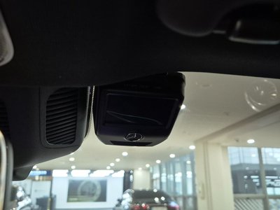 MERCEDES-BENZ EQS - 7