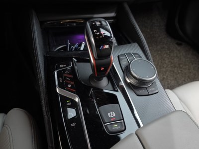 2020 BMW M5 — миниатюра 12