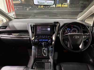 TOYOTA ALPHARD - 2