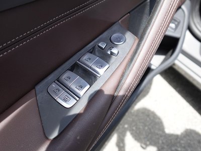 2021 BMW 5 SERIES thumbnail 36