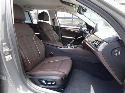 2021 BMW 5 SERIES thumbnail 24