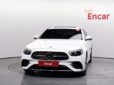 MERCEDES-BENZ E-CLASS - 2