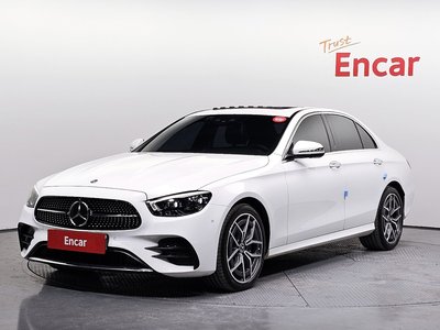 MERCEDES-BENZ E-CLASS - 1