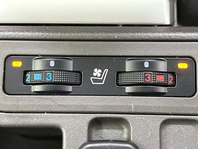 TOYOTA LAND CRUISER PRADO - 7