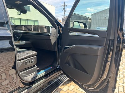 2026 Cadillac ESCALADE photo 47