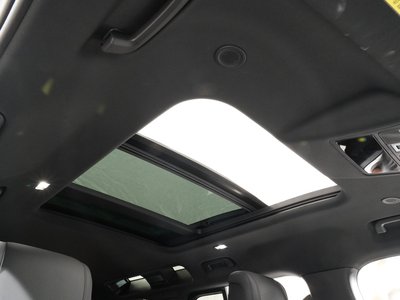 LAND ROVER DEFENDER 2022 thumbnail 4