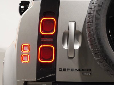 LAND ROVER DEFENDER 2022 thumbnail 38