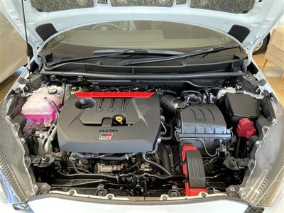 TOYOTA GR YARIS - 10