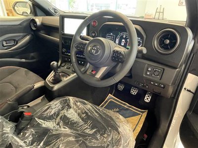 TOYOTA GR YARIS - 6