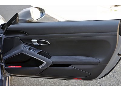 صورة مصغرة 48 لـ 2018 Porsche 718