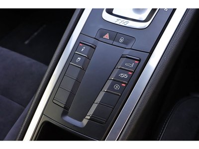 صورة مصغرة 46 لـ 2018 Porsche 718