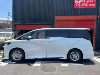 TOYOTA VELLFIRE - 9