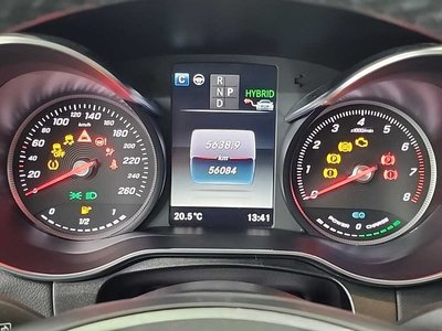 MERCEDES-BENZ GLC - 7