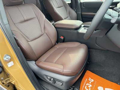 TOYOTA LAND CRUISER 250 - 5