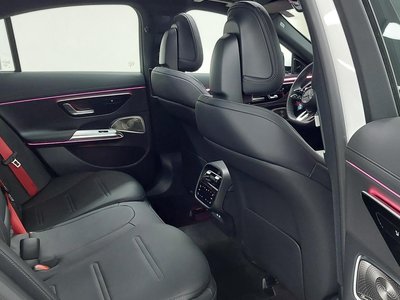 MERCEDES-BENZ E-CLASS - 10