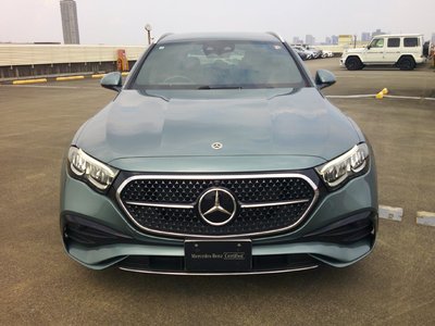 2025 Mercedes-BENZ E-CLASS 照片 2
