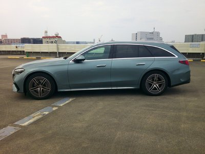 2025 Mercedes-BENZ E-CLASS 照片 3