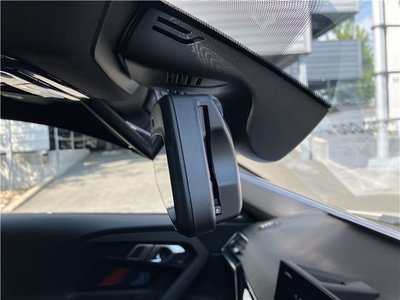 2023 BMW M2 thumbnail 36