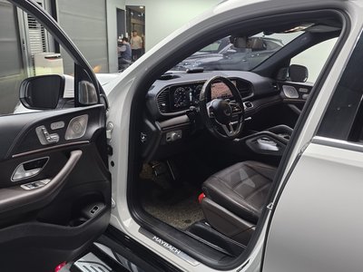 MERCEDES-BENZ GLS - 10