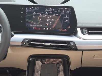 2025 BMW X1 缩略图 14