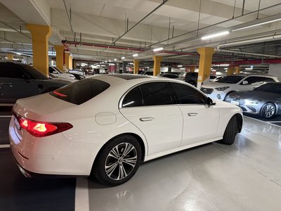 MERCEDES-BENZ E-CLASS - 8