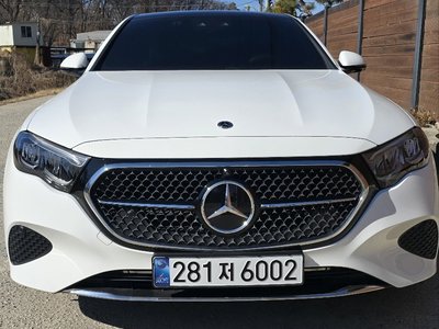 MERCEDES-BENZ E-CLASS - 1