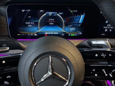 MERCEDES-BENZ GT AMG - 10