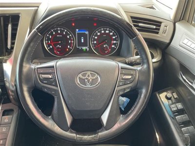 TOYOTA ALPHARD - 8