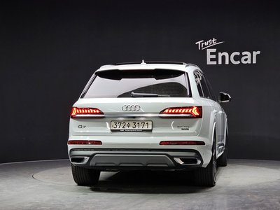 AUDI Q7 - 4
