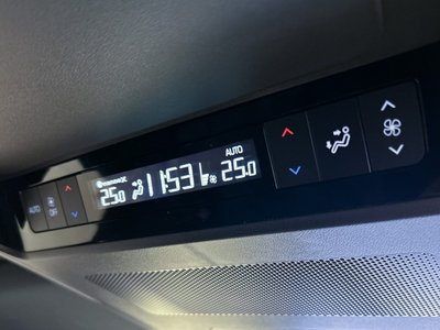 2025 Toyota ALPHARD — миниатюра 36