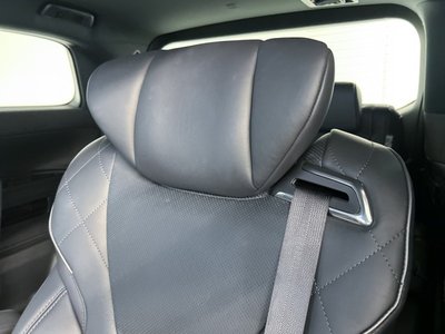 2025 Toyota ALPHARD — миниатюра 15