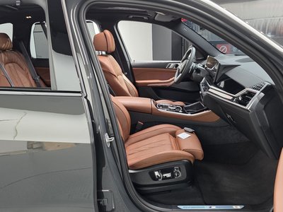 2025 BMW X5 thumbnail 16