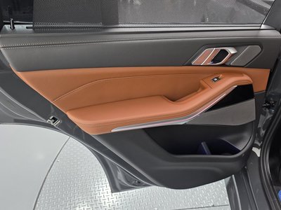 2025 BMW X5 thumbnail 15