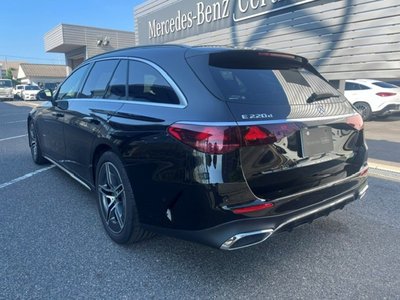 MERCEDES-BENZ E-CLASS - 2