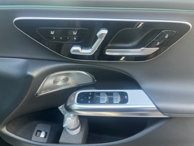 MERCEDES-BENZ E-CLASS - 9