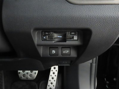 2025 Toyota CROWN SPORT 缩略图 27