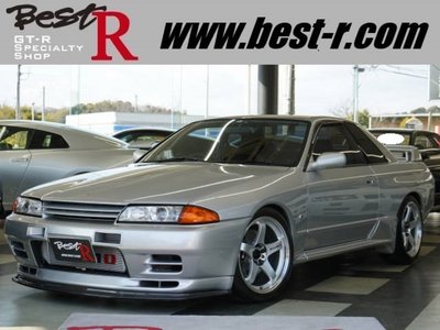 NISSAN SKYLINE GT-R