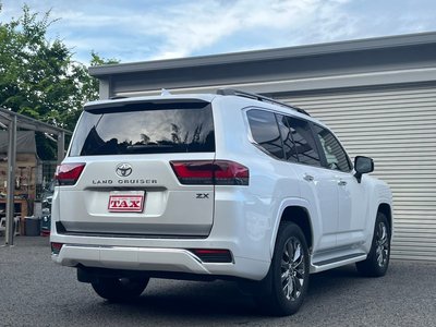 TOYOTA LAND CRUISER 300 - 2